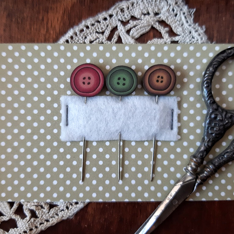 Three Buttons Pin Set by Puntini Puntini